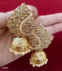 beautiful earrings*🔥💘🔥💘🔥💘🔥jhumkaName: jhumkaBase Metal: AlloyPlating: Oxidised GoldStone Type: PearlsSizing: Non-AdjustableType: Jhumkhas🎉🎉🎉🎉🎉🎉 - Free Size 