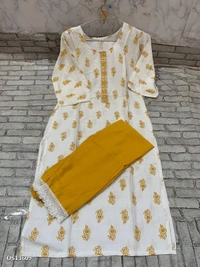 BEAUTIFUL KURTI. AND PANT**New designs of Kurti Pant and plazo sets* Fabric - *Rayon*  - XL 