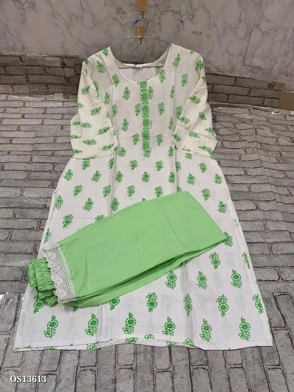 BEAUTIFUL KURTI. AND PANT**New designs of Kurti Pant and plazo sets* Fabric - *Rayon*  - XL 