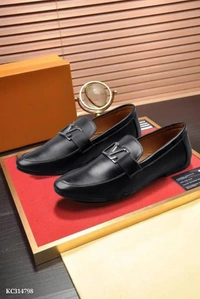 LV HIGH QUALITY**SIZE :- 7️⃣ 8️⃣ 9️⃣ 🔟 *PRICE:- 540 FREE SHIP**SAME DAY SLIP*GS - 9
