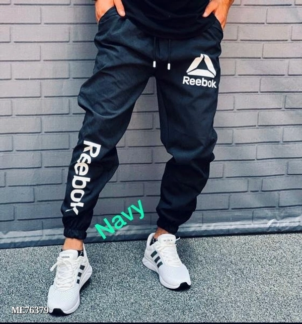 REEBOK  jogger**new Joggers store article*Brand- *REEBOK*  - Navy, L