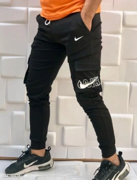 REEBOK  jogger**new Joggers store article*Brand- *REEBOK*  - Navy, L