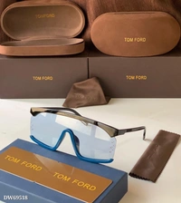 UNISEX MODLE 🏘️****TOM FORD*****Sunglass NEW ARRIVALUNISEX ModelWITH INDIAN BOX