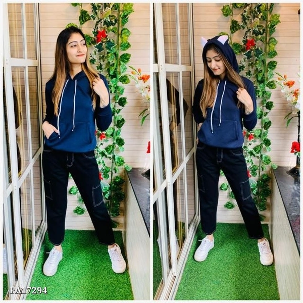 Hoodies  New Arrival Hoodies*🔥new articalplain heavy qltyhoodies3 shadessize - 32 bustlength - 23 - multicolored, Bust Size-32 -Length- 23