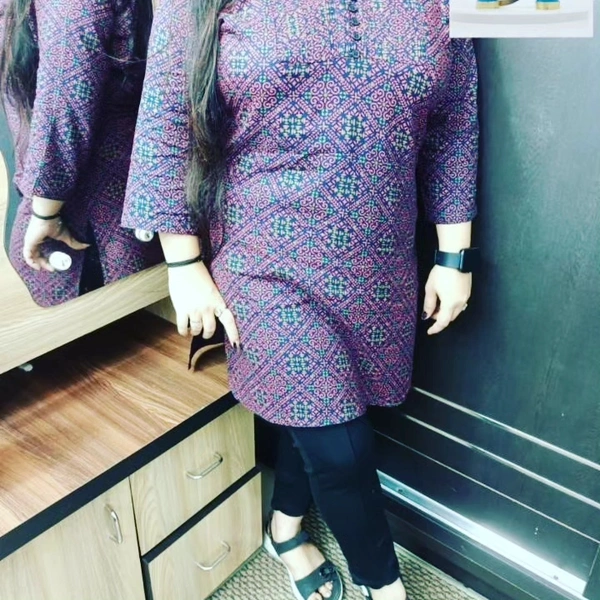 Rayon  summer collection *👗New 💃summer collection 💃💃💃🎉*Primium Rayon short straight hand block printed kurti* - multicolored, Free