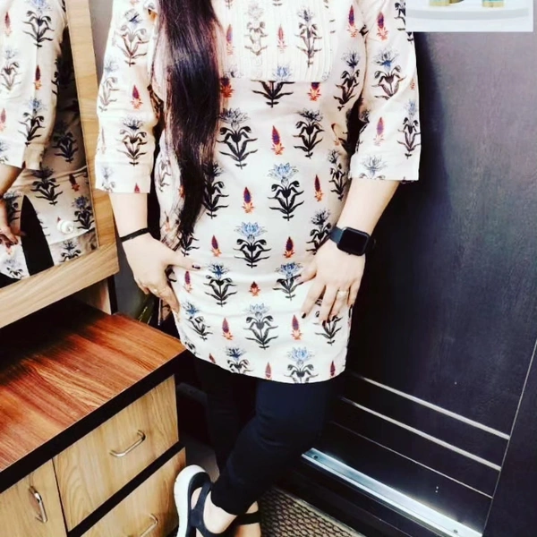 Rayon  summer collection *👗New 💃summer collection 💃💃💃🎉*Primium Rayon short straight hand block printed kurti* - multicolored, Free
