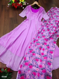 Faux  Catalog Name: *Gown With Dupatta*PREMIUM DESIGNER GOWN-DUPATAThis gown is fashioned on Faux Georgette which is lightweight and assures the wearer a perfect fit & comfort*GOWN  - Pink Lace, L