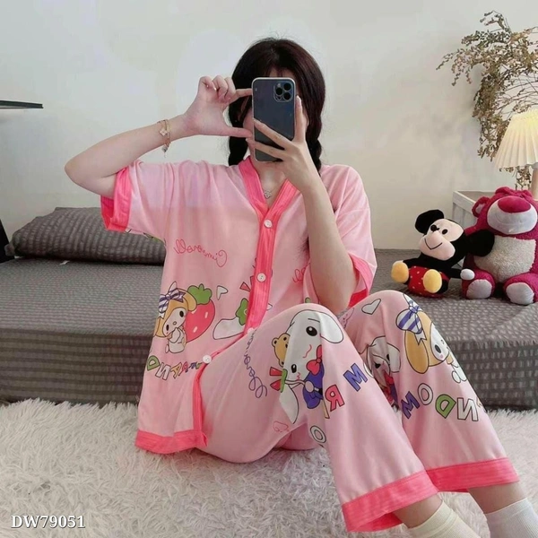 Imported  2 Piece Nightwear 🙎*👗 *Beautiful  2023 New  Printed Half sleeved V-Neck Lady Casual (2pic) Sleepwear NightSuit*👗Fabric - imported - multicolored, Free