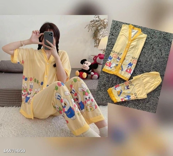 Imported  2 Piece Nightwear 🙎*👗 *Beautiful  2023 New  Printed Half sleeved V-Neck Lady Casual (2pic) Sleepwear NightSuit*👗Fabric - imported - multicolored, Free