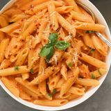 Red Sauce Pasta with Cheese: Veg