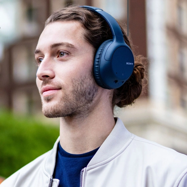 Sony WH-CH710N Active Noise Cancelling Wireless Headphones Bluetooth Over The Ear Headset with Mic for Phone-Call, 35Hrs Battery Life, Aux, Quick Charge and Google Assistant Support for Mobiles -Blue - 