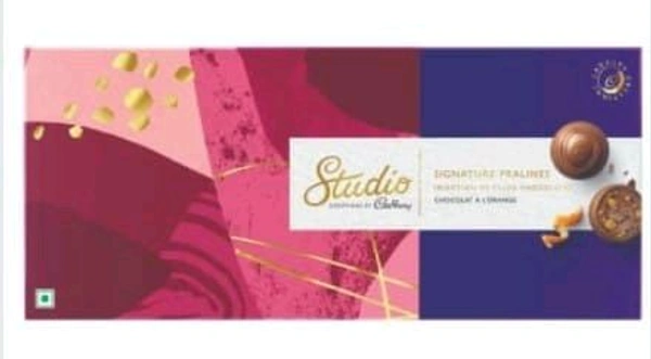 Cadbury Studio Signature Orange Premium Gift Pack 130gm.