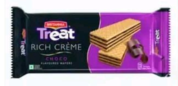 Britannia Treat Rich Creme Chocolate Waffle 55gm.