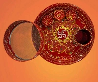 करवा चौथ पूजन सामग्री संग्रह