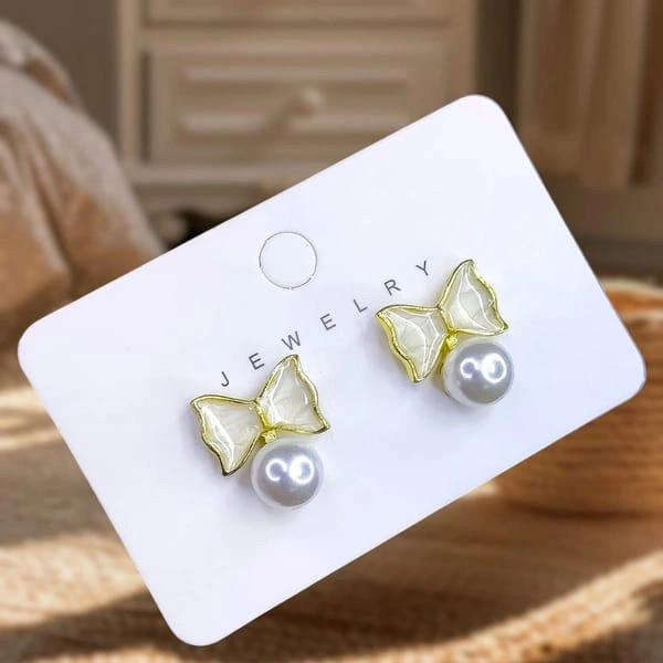 Sisterhood Imported Anttarnish  Korean Earring K40093