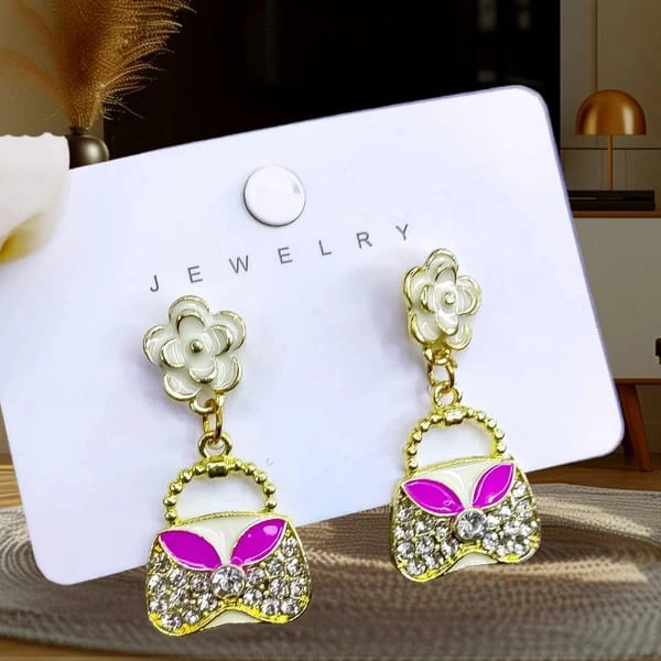 Imported Anttarnish  Korean Earring K40131