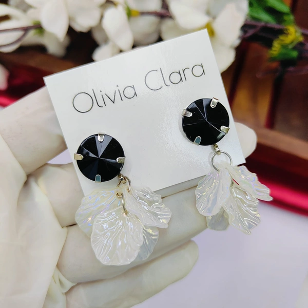 Sisterhood Earring 4136