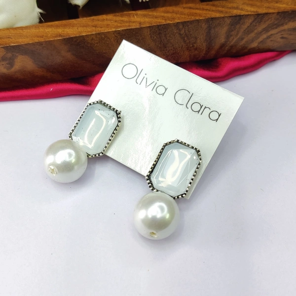 Sisterhood Earring 6393