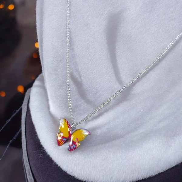 Sisterhood AntiTarnish chains N10064
