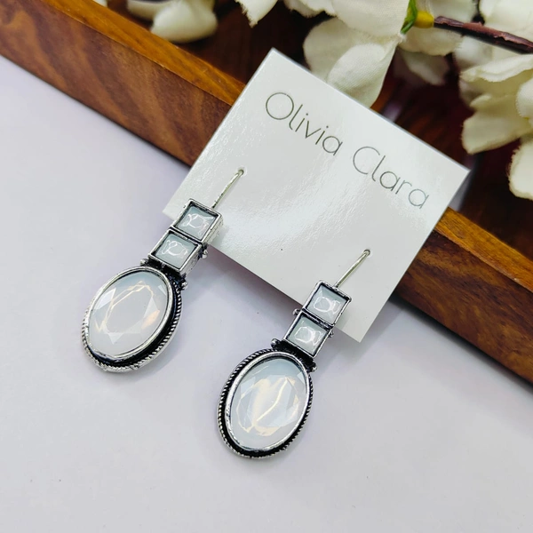 Sisterhood Oxisided Earring 18
