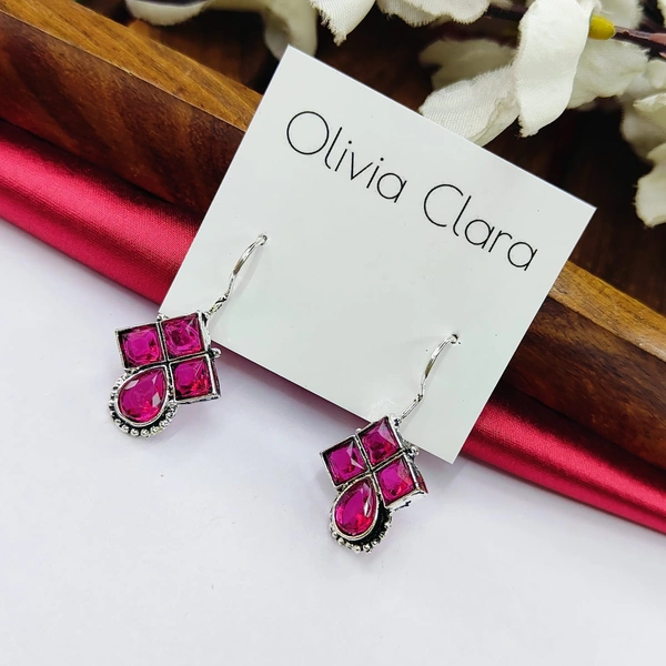Sisterhood Oxisided Earring 16