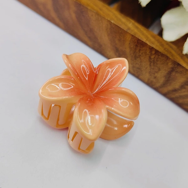 Sisterhood Flower Clip 3