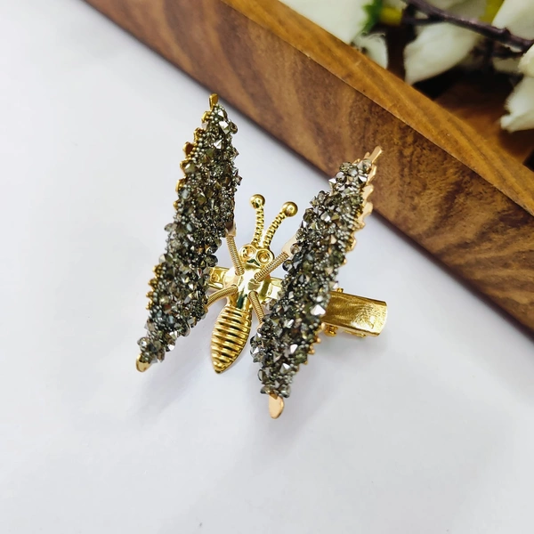Sisterhood Dancing Vintage butterfly clip 10