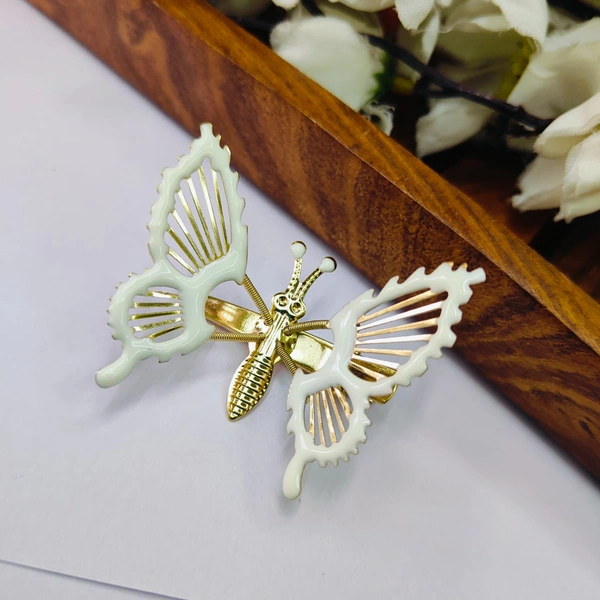 Sisterhood Dancing Vintage butterfly clip 7