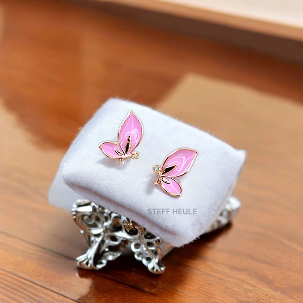 Sisterhood Bird Stud 5 - Pink Lace