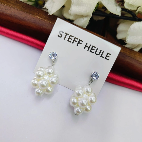 Sisterhood Pearl Earring 2