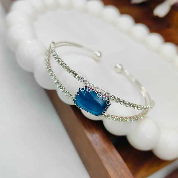 Sisterhood Adjustable bracelet 1