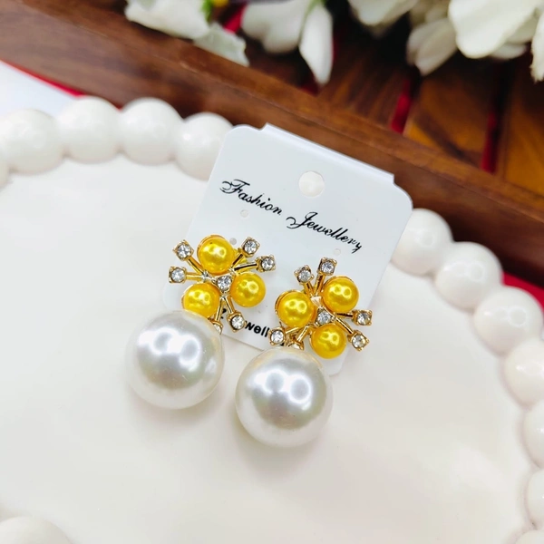 Sisterhood Western Earring 8 - Yellow