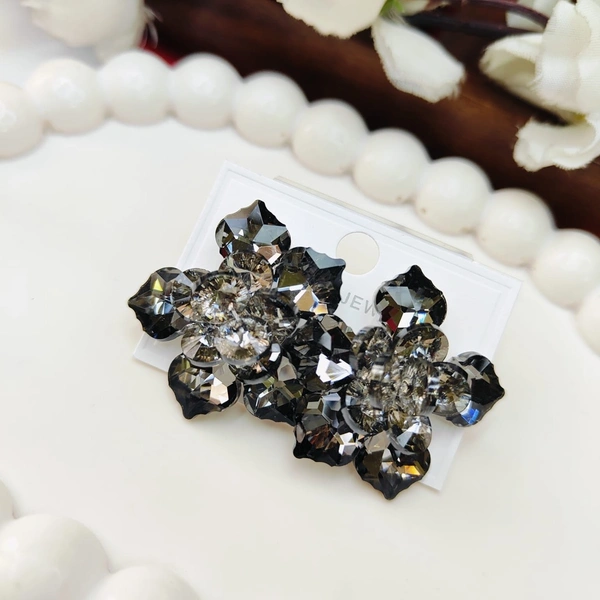 Sisterhood Earring 8