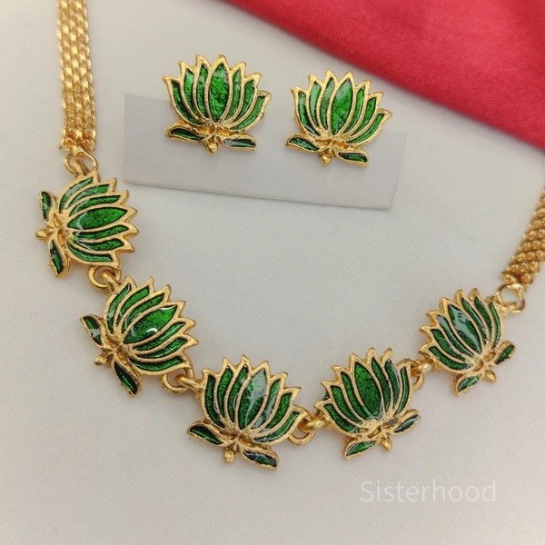 Sisterhood Lotus Neckale set  3