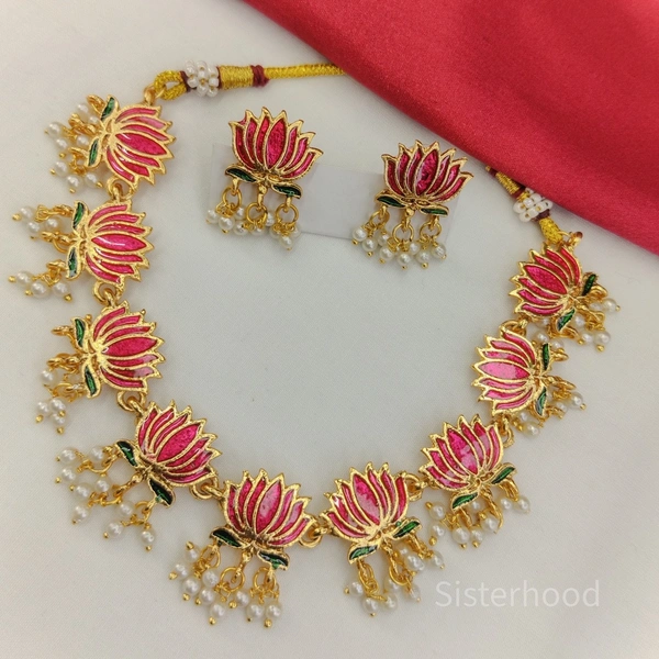 Sisterhood Lotus Neckale set  4