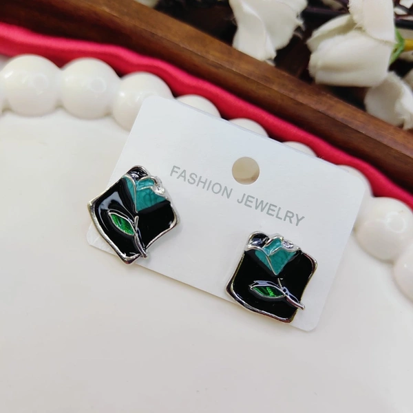 Sisterhood Western Earring 18