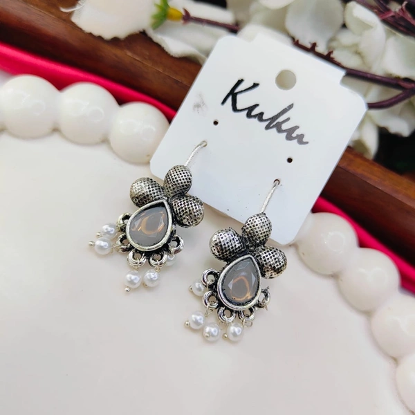 Sisterhood oxisided Earring 8