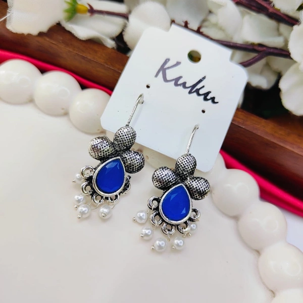Sisterhood oxisided Earring 12