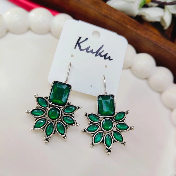 Sisterhood oxisided Earring 1