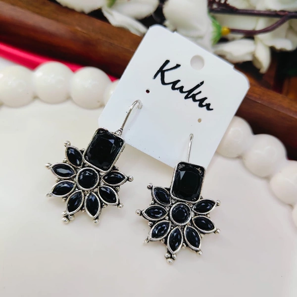 Sisterhood oxisided Earring 8