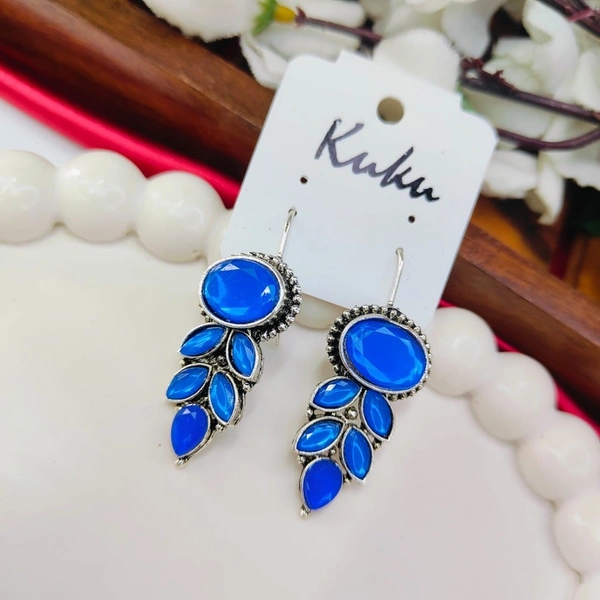 Sisterhood oxisided Earring 18