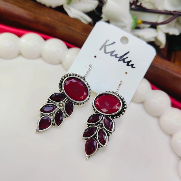 Sisterhood oxisided Earring 10