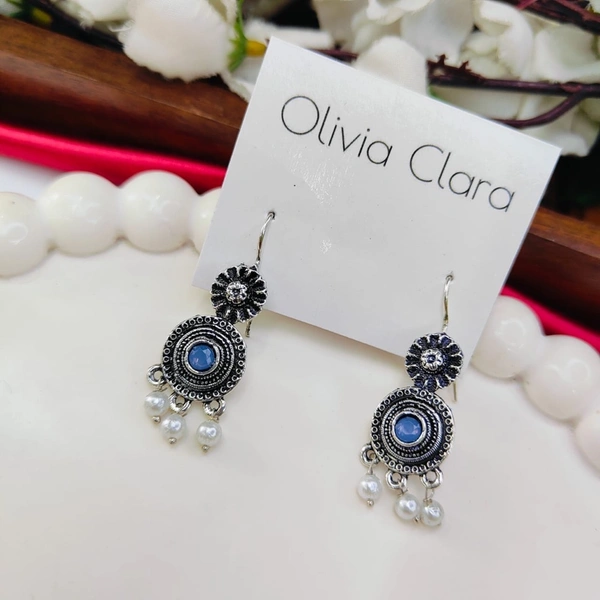 Sisterhood oxisided Earring 2
