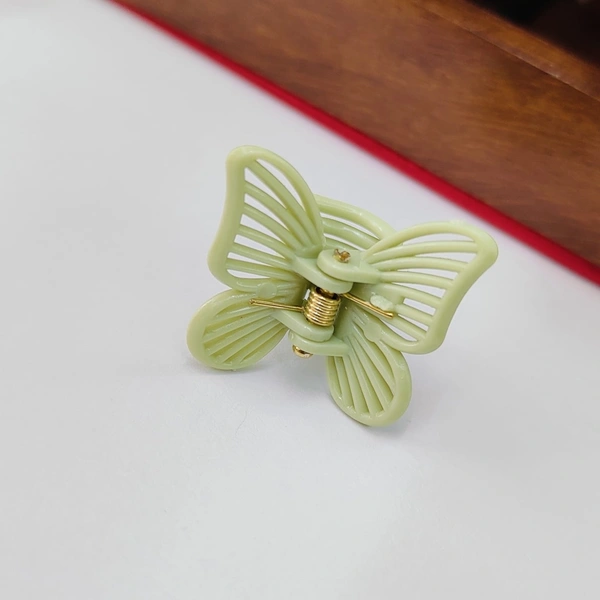 Sisterhood Butterfly claw clip 9