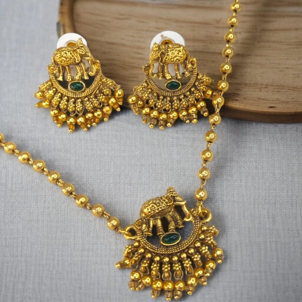 Trending Traditional Neckale 6
