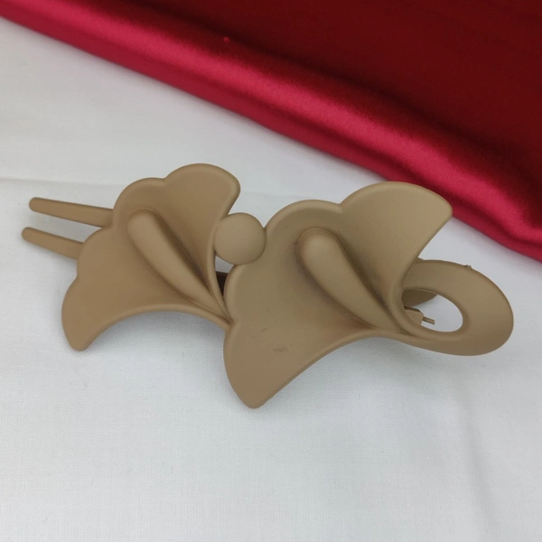 Claw Clip 3