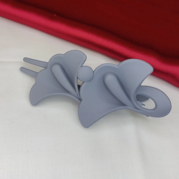 Claw Clip 9