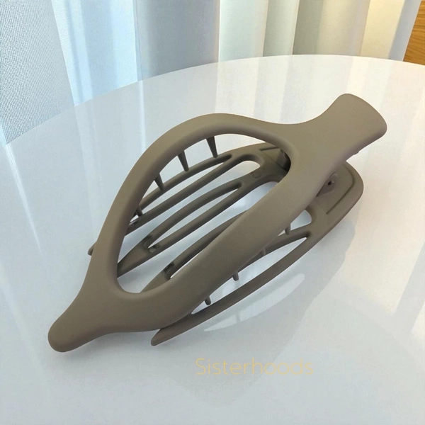 Claw Clip 1