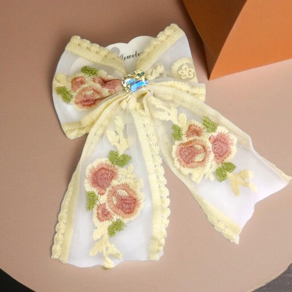 Bow Clip