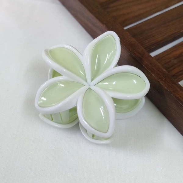 Flower Clip 5